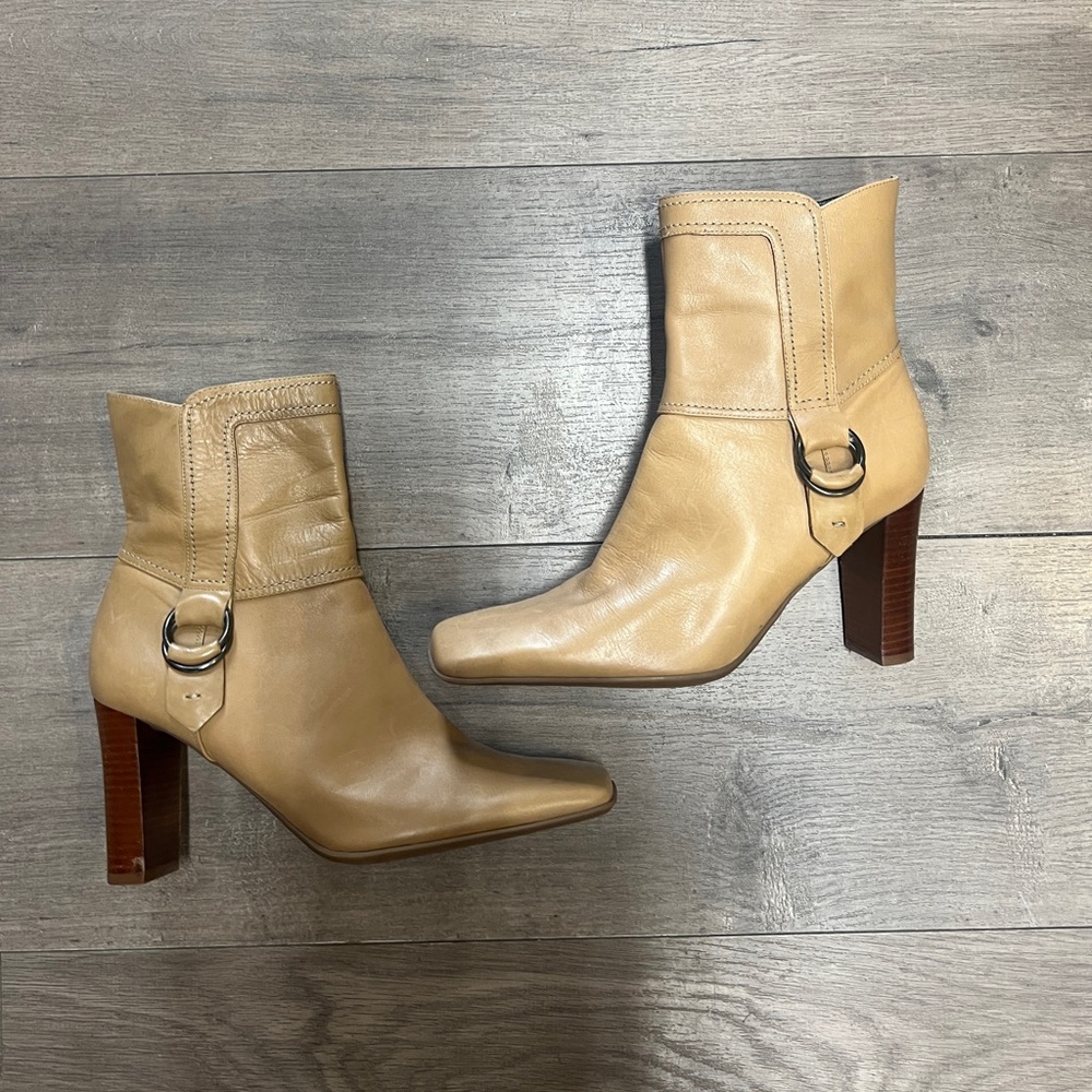 Nine West boots